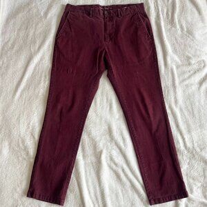 Old Navy Ultimate Slim Built In Flex Pants Men's 34 x 30 Purple Stylish Slim Fit